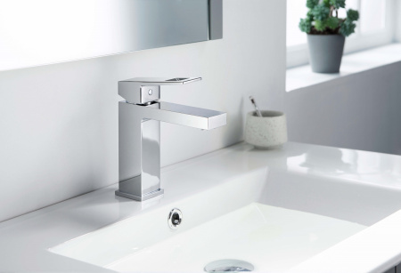 Смеситель для раковины Timo Briana (7161/00F)