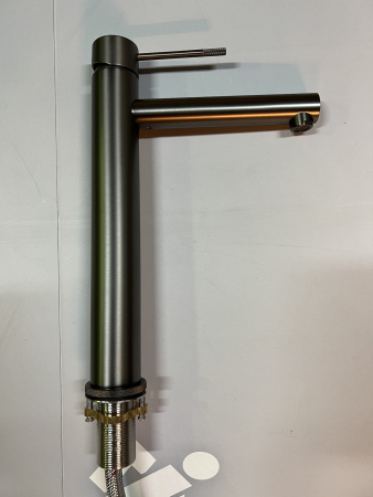 Смеситель для накладной раковины Timo Saona (2311/18F) черное золото