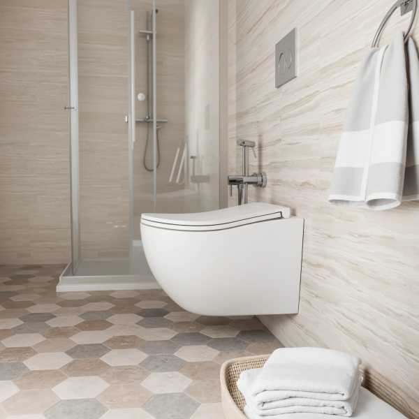 Эргономичный подвесной безободковый унитаз D&K München (DT1566516), с сиденьем микролифт