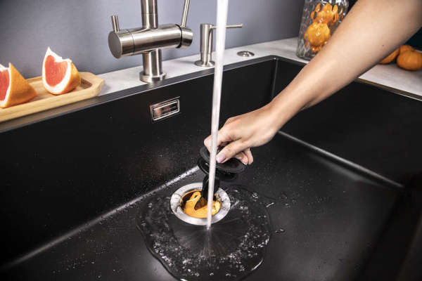 Измельчитель пищевых отходов Omoikiri Nagare 500 (4995060)