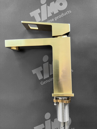 Смеситель для раковины Timo Briana (7161/17F) золото