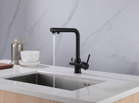 Смеситель для кухни ABBER Emotion (AF8814B) с подключением к фильтру и выдвижной лейкой, черный матовый