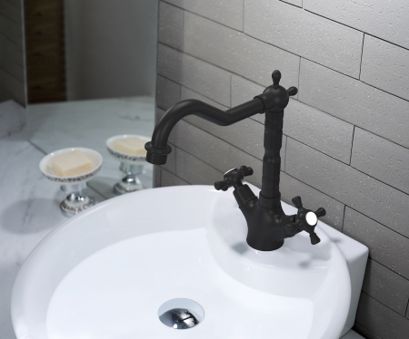 Смеситель для кухни Timo Nelson (0143/03F) черный