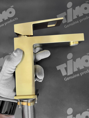Смеситель для раковины Timo Briana (7161/17F) золото