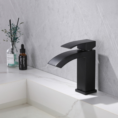 Смеситель для раковины ABBER Wasserfall (AF8610B) черный матовый