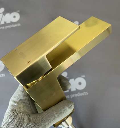 Смеситель для раковины Timo Selene (2061/17F) золото