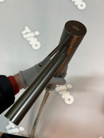 Смеситель для накладной раковины Timo Saona (2311/18F) черное золото